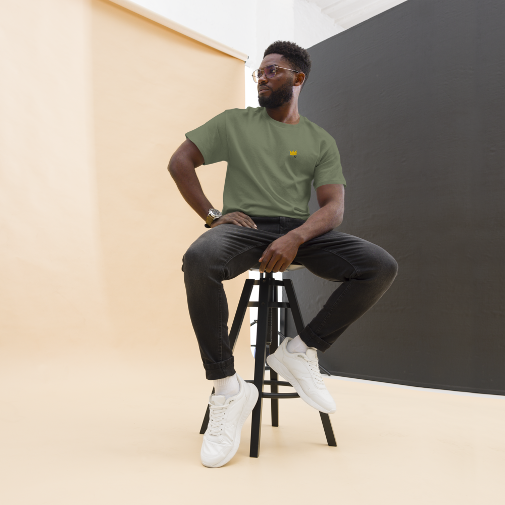 冠 (kan) "CROWN"- Men's classic tee